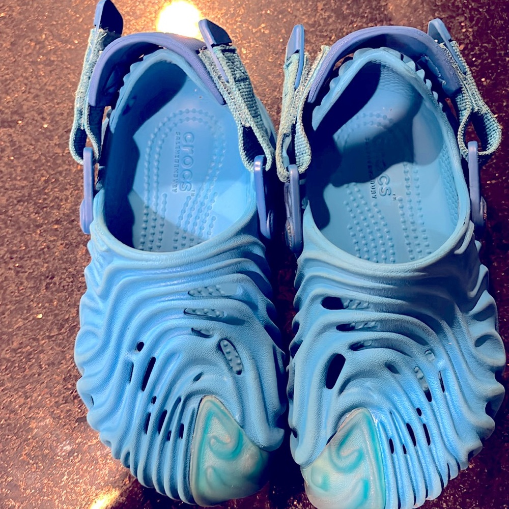 Salehebembiry crocs